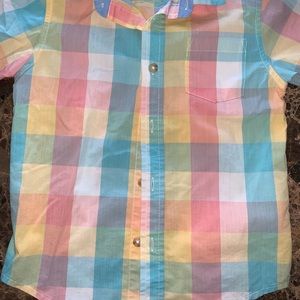 Spring/Summer colored button down collared shirt.